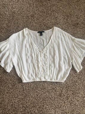 🌟3/$15 Forever 21 Crochet-Trim Button Front Crop Top